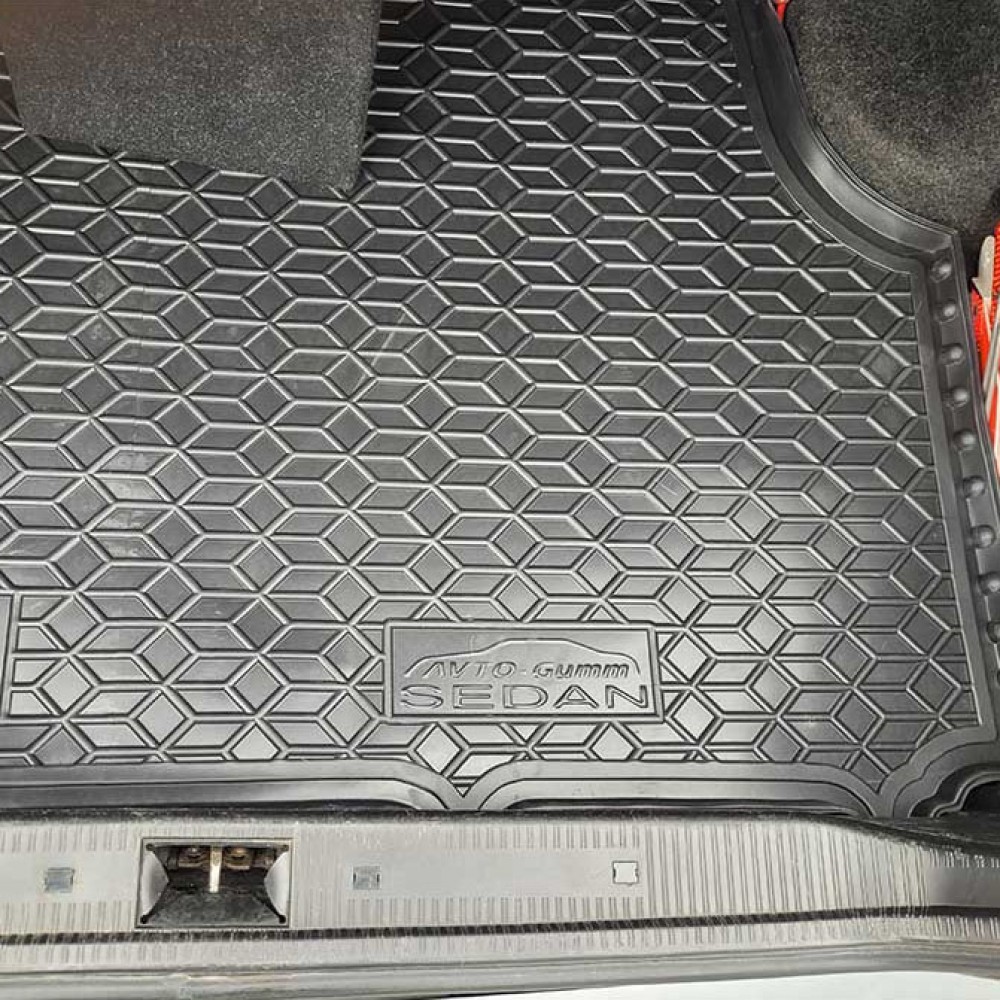 Автомобільний килимок в багажник Mercedes-Benz W202 1993-2000 седан AVTO-Gumm